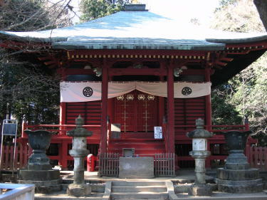 奥の院