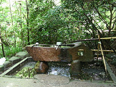 御手水場