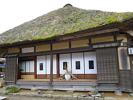 かやぶきの民家