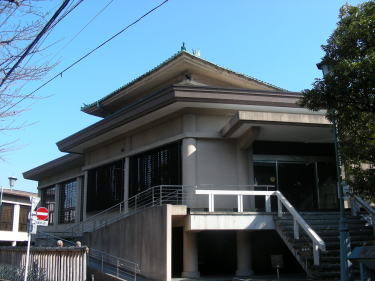龍子記念館全体