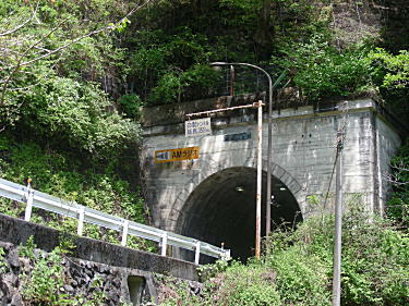 白髭トンネル