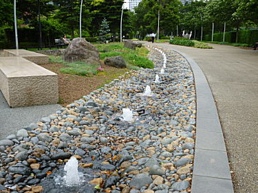 ミッドタウン公園2