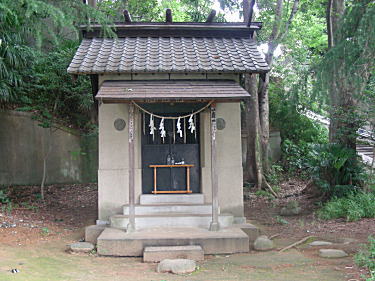 水神社祠