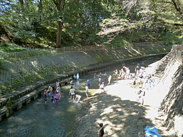 水遊び