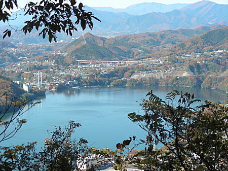 相模湖が見渡せます