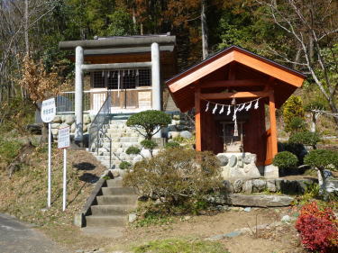 白山神社