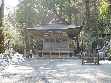 神楽殿