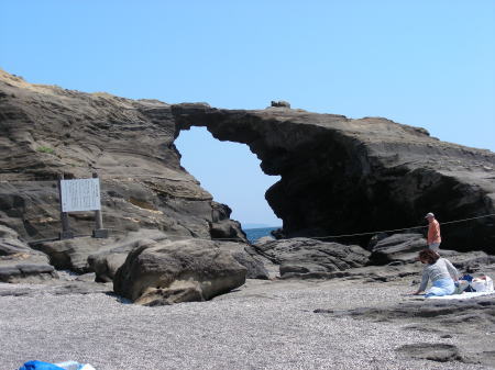 馬の背洞門