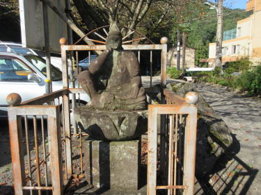 広小路の像左