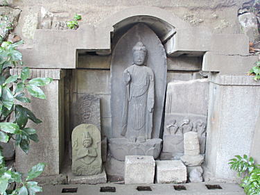 石仏
